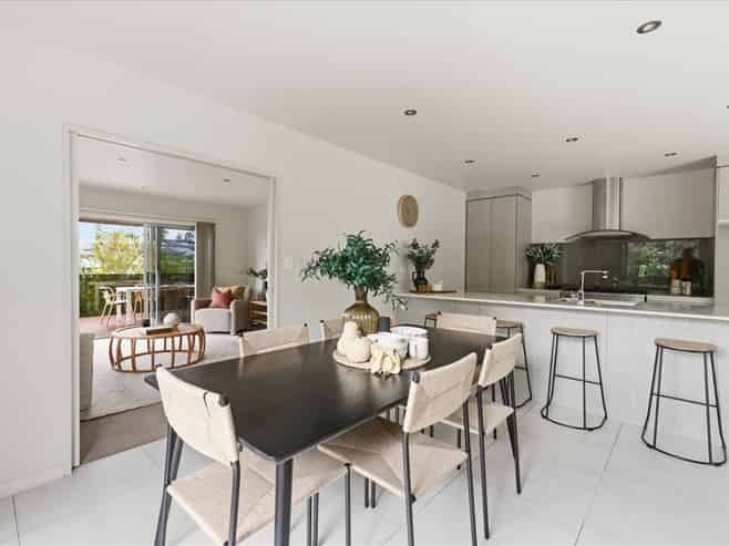 11 Southill Way, Pyes Pa