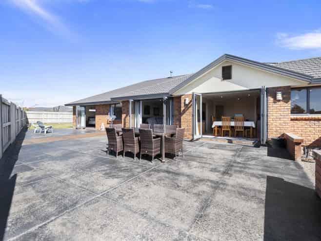 42 Peter Hall Drive, Kelvin Grove