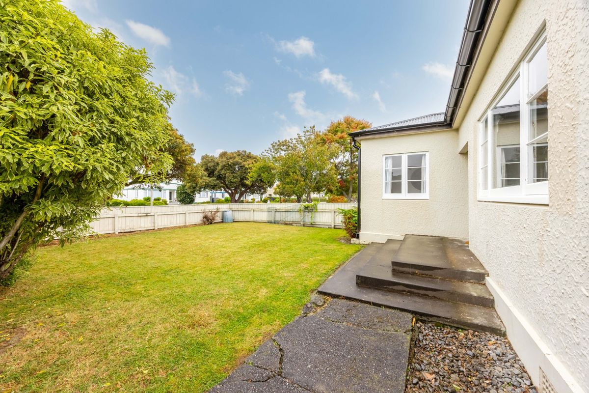 Logan Avenue Living Awaits - Ansicht 6