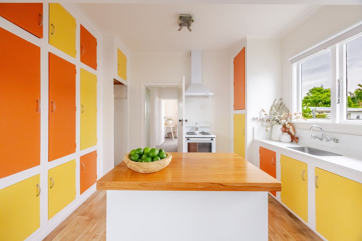 Logan Avenue Living Awaits - Ansicht 4