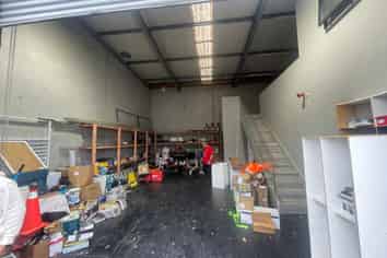 213 sqm Turn-Key Office / Warehouse 