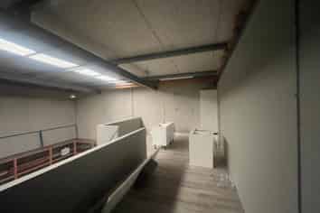 213 sqm Turn-Key Office / Warehouse 