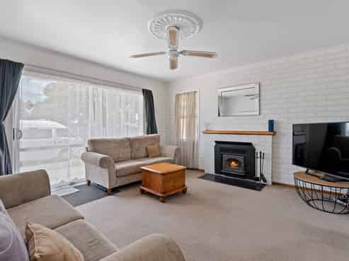 3 Nairn Road, Mangakakahi