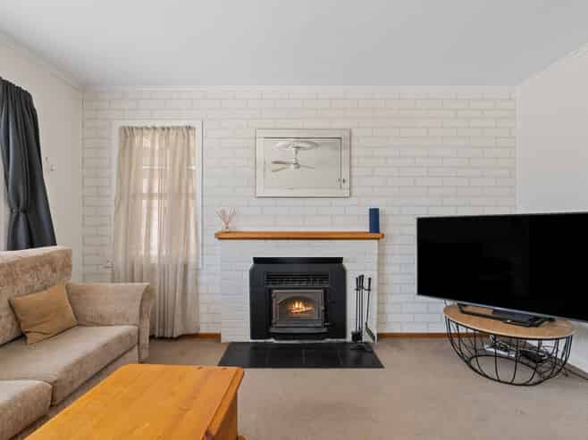 3 Nairn Road, Mangakakahi