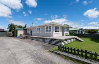 3 Nairn Road, Mangakakahi