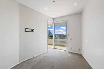 604/86 The Strand, Parnell