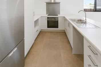 28a Buckland Road, Mangere East