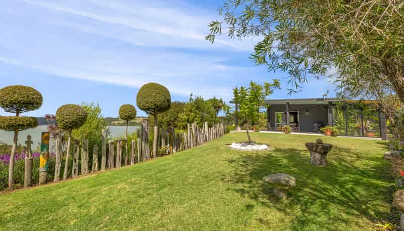 417 Heatley Road, Whakapirau