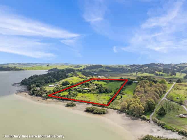 417 Heatley Road, Whakapirau