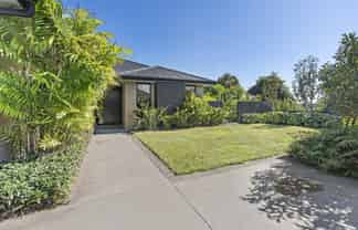 5 Cessna Lane, Glen Avon