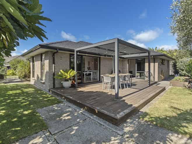 5 Cessna Lane, Glen Avon