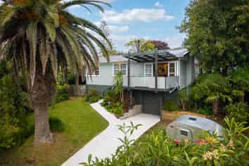 16 Mcphail Street, Birkdale