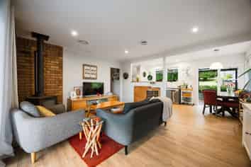 16 Mcphail Street, Birkdale