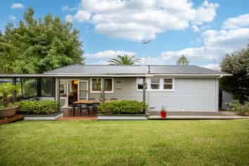 16 Mcphail Street, Birkdale