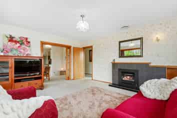 10 Ohariu Road, Johnsonville