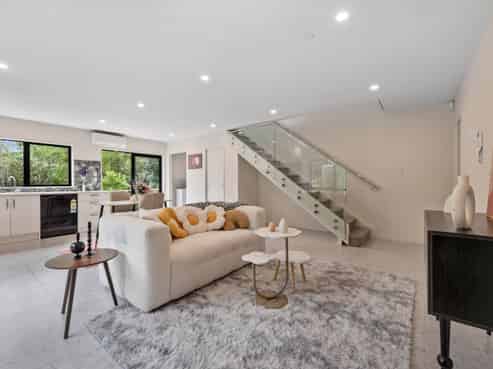 1/2 Church Street, Otahuhu
