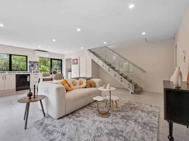 1/2 Church Street, Otahuhu