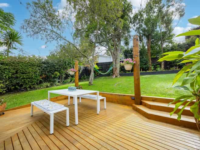 2/47 John Downs Drive, Browns Bay