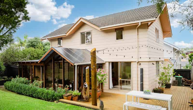 2/47 John Downs Drive, Browns Bay