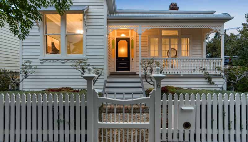 6 Pentland Avenue, Mount Eden