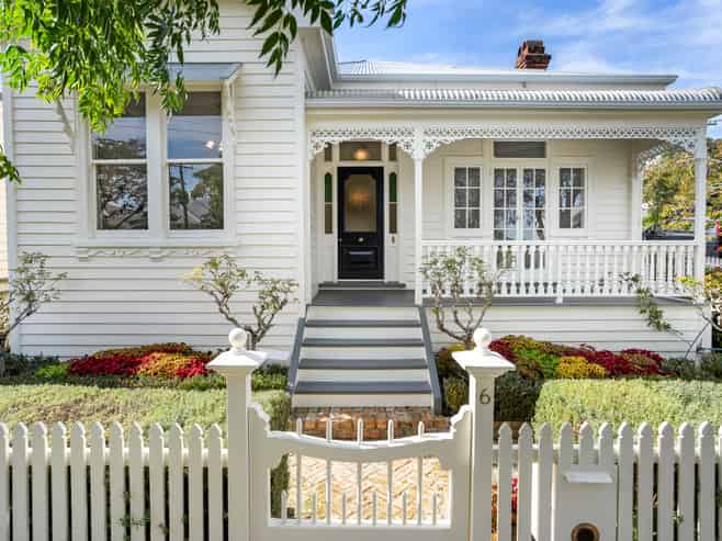 6 Pentland Avenue, Mount Eden