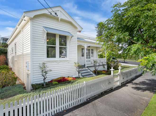 6 Pentland Avenue, Mount Eden