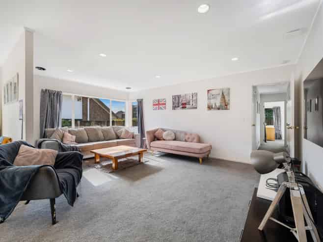 17 Matterhorn Crescent, Northpark