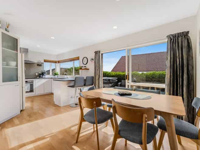 17 Matterhorn Crescent, Northpark