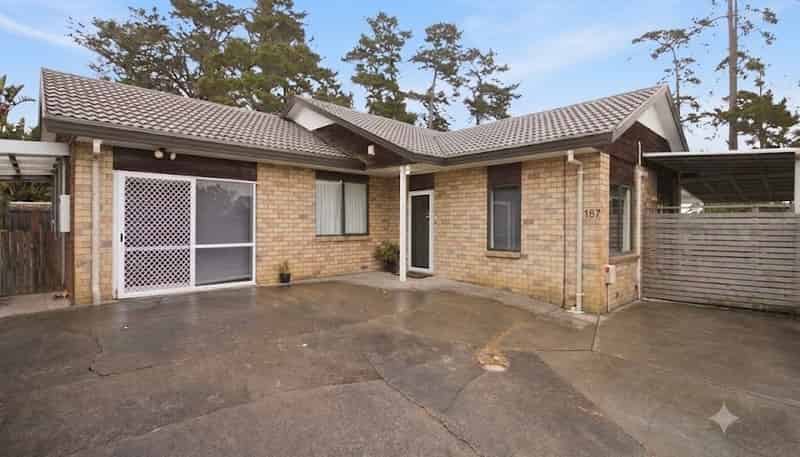 187 Burswood Drive, Botany Downs