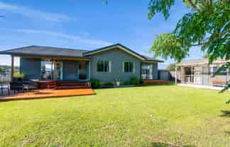 28B Poplar Grove, Whalers Gate