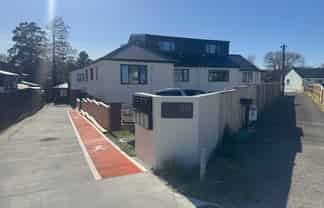 6/50 McLean Avenue, Papatoetoe