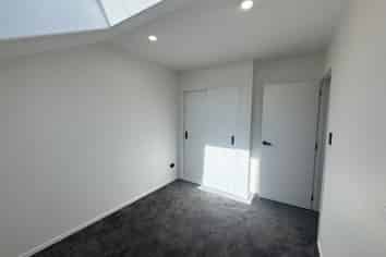 6/50 McLean Avenue, Papatoetoe