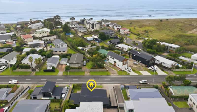 1330a Papamoa Beach Road, Papamoa