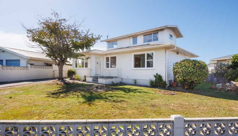 3 Ellesmere Crescent, Highbury