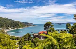 42 Ferry Road, Days Bay, Eastbourne