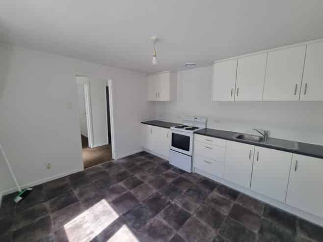 3 Maarama Cres (Top Flat), Aro Valley