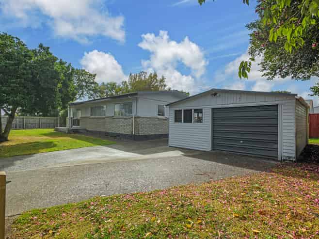 1 Cavendish Crescent, Awapuni
