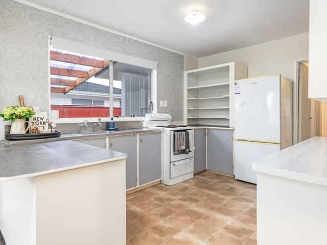 1 Cavendish Crescent, Awapuni