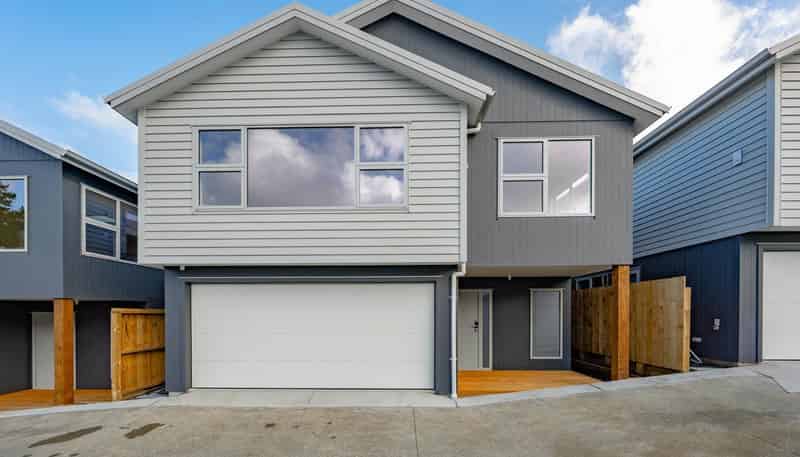 47 Chamberlain Road, Massey