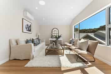 47 Chamberlain Road, Massey