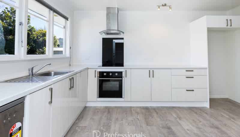 21 Totara Park Road, Clouston Park