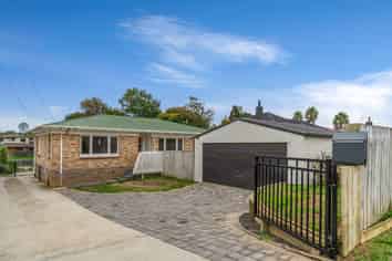 13 Freyberg Crescent, Pukekohe