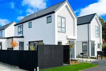 6/10 Surrey Street, Linwood