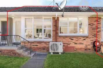 2/2 Bowling Avenue, Epsom