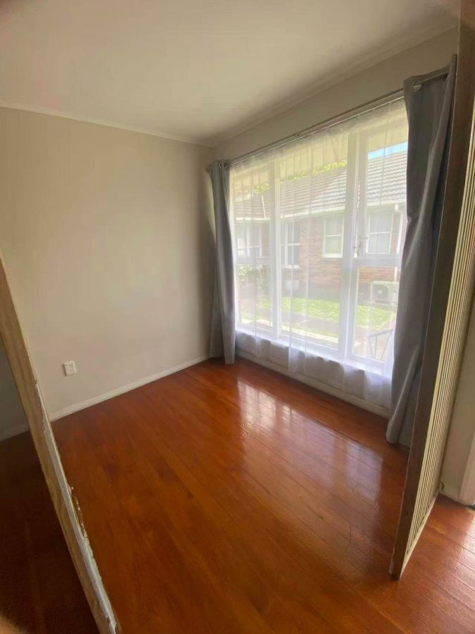Apartment in Epsom - View 4