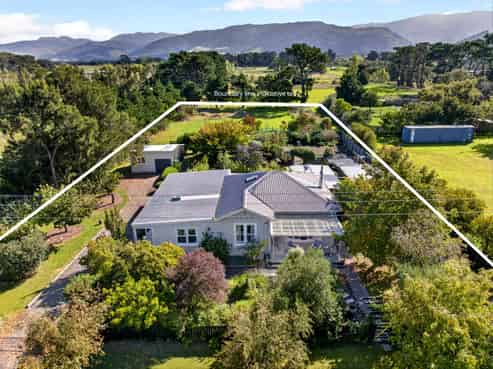 32 Murphys Line, Featherston