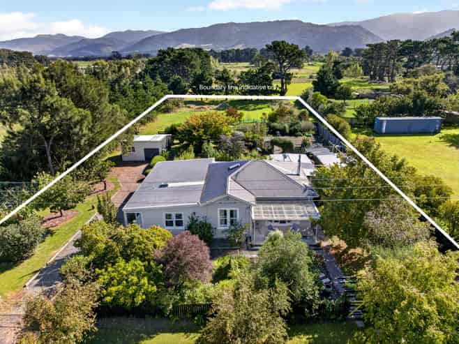 32 Murphys Line, Featherston