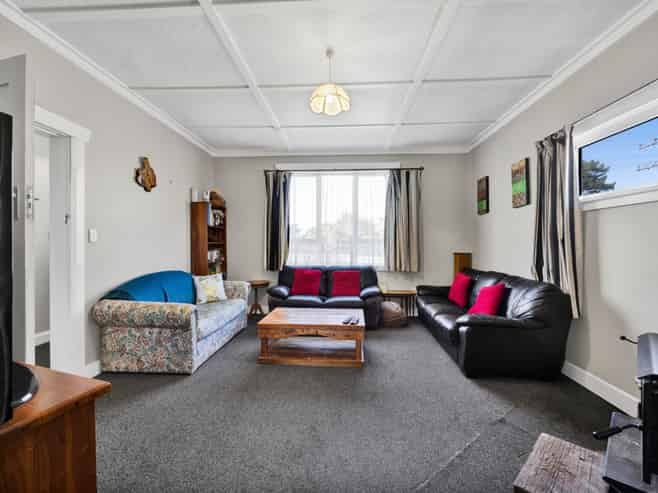 15 High Street, Eltham