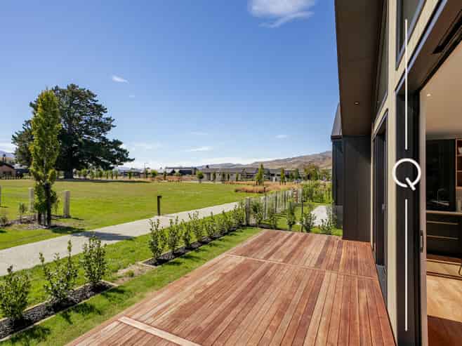 5 Hadley Place, Cromwell