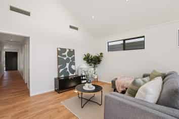 5 Hadley Place, Cromwell